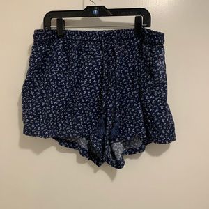 Floral breezy lightweight shorts